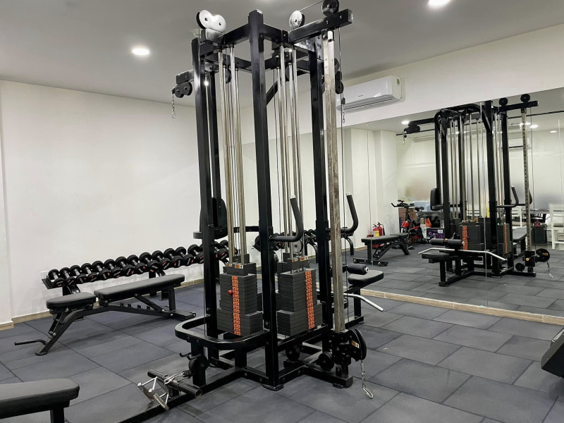 Nature-Inspired One-Bedroom Apartment