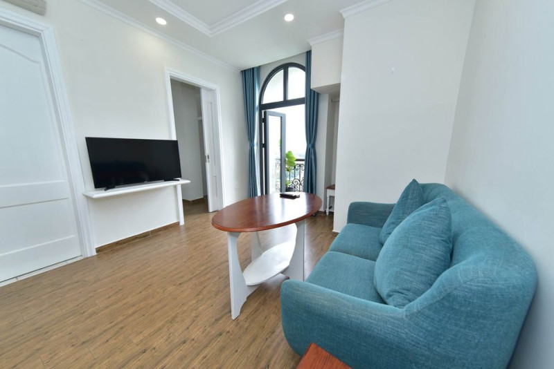 Quiet One-Bedroom Retreat in Thao Dien