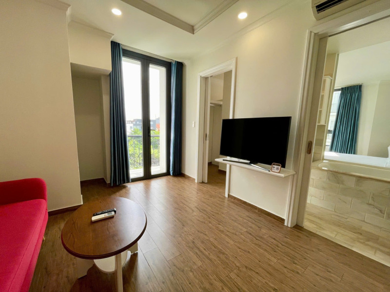 Quiet One-Bedroom Retreat in Thao Dien
