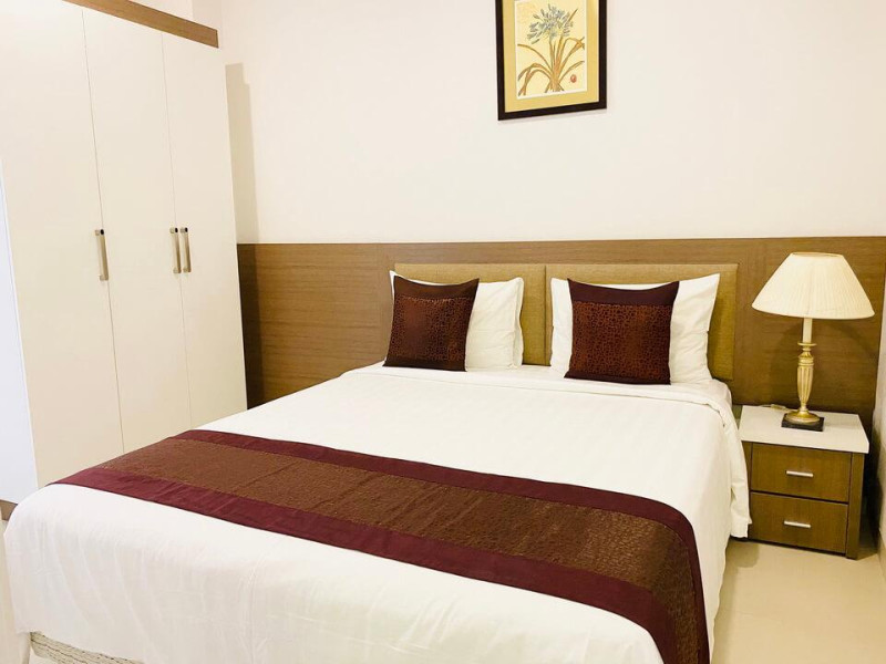 A Tranquil One-Bedroom Hideaway