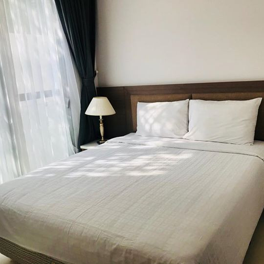 A Tranquil One-Bedroom Hideaway