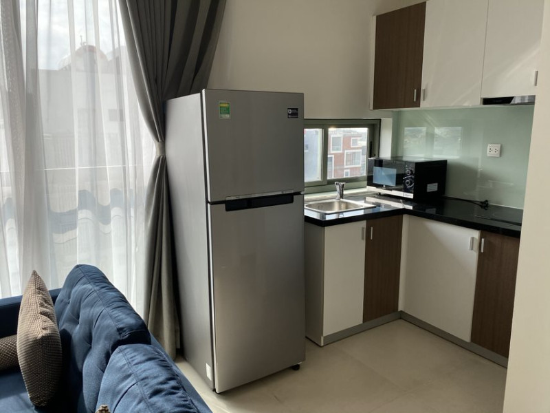 Penhouse -Soft Green Living One-Bedroom Apartment