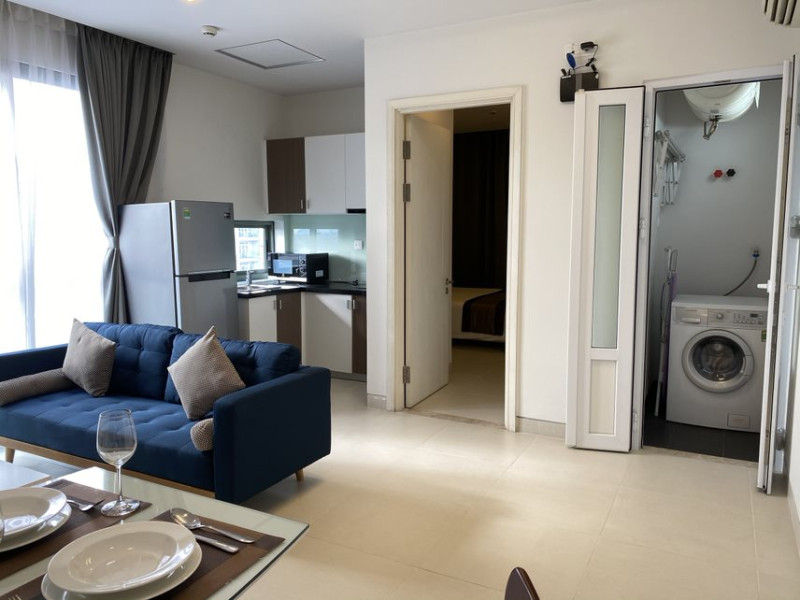 Penhouse -Soft Green Living One-Bedroom Apartment