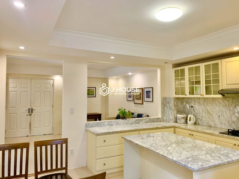 Relaxed Living One-Bedroom Space