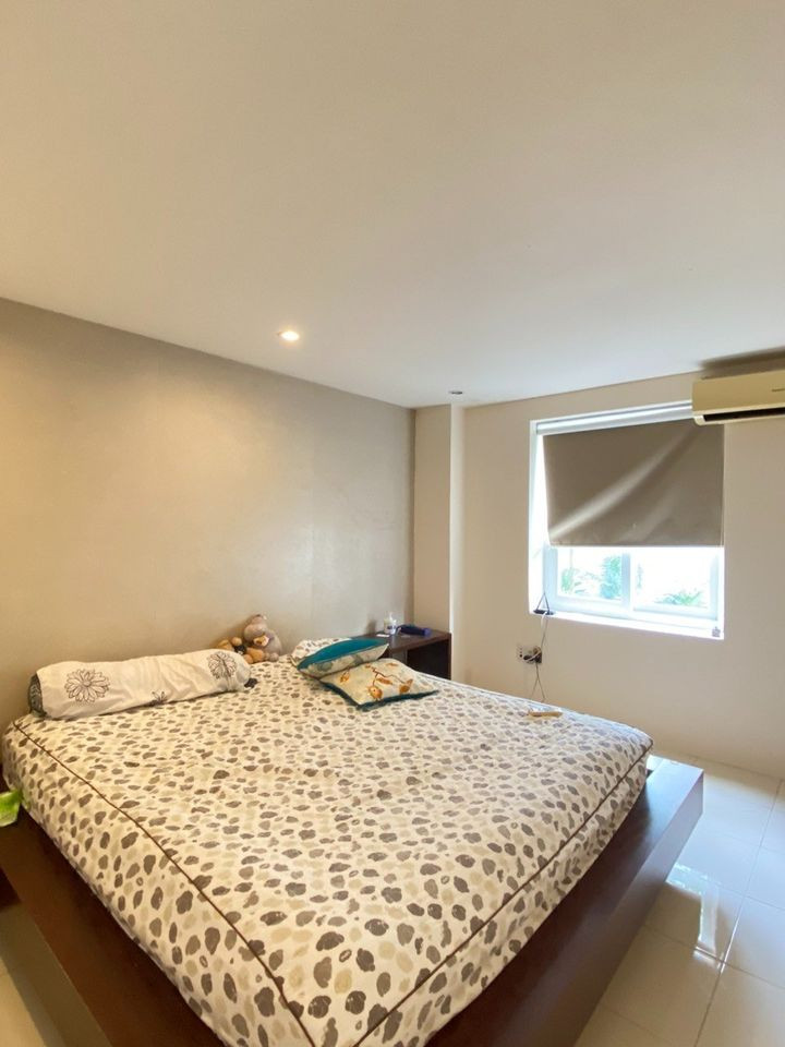 One-Bedroom Apartment with Peaceful Vibes