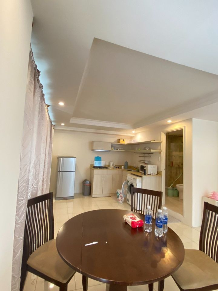 One-Bedroom Apartment with Peaceful Vibes