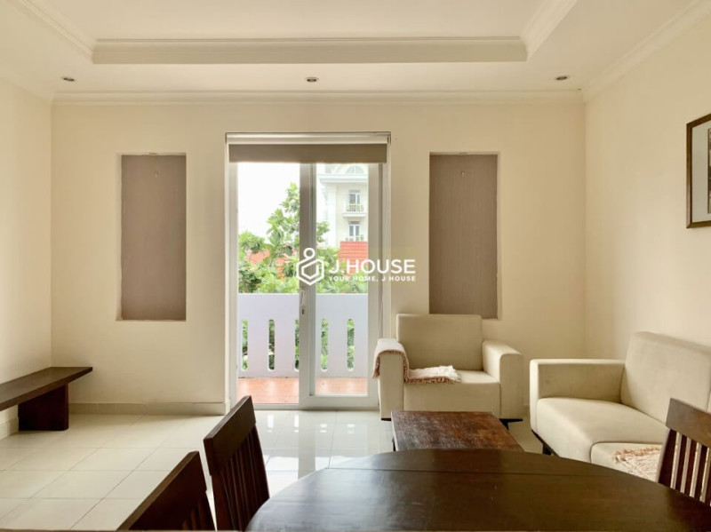 Green & Cozy One-Bedroom Apartment