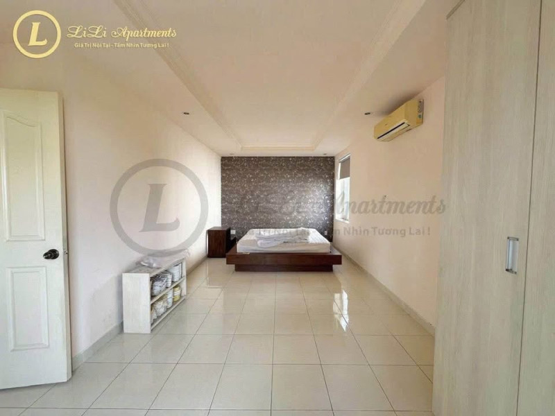 Green & Cozy One-Bedroom Apartment