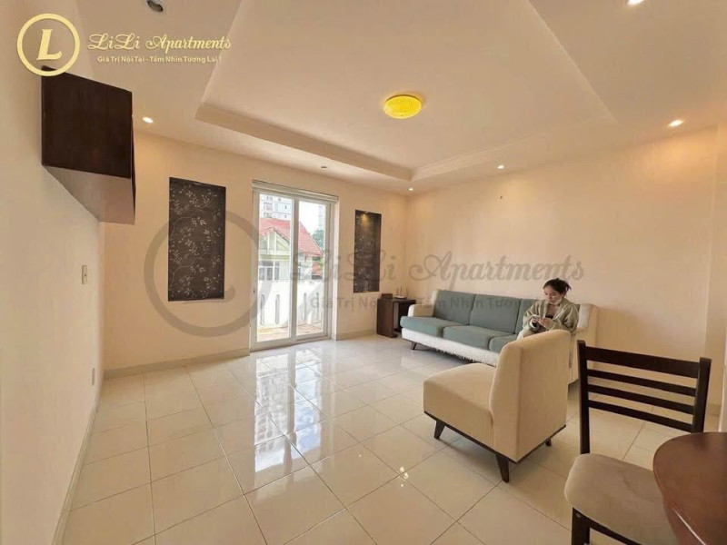 Green & Cozy One-Bedroom Apartment