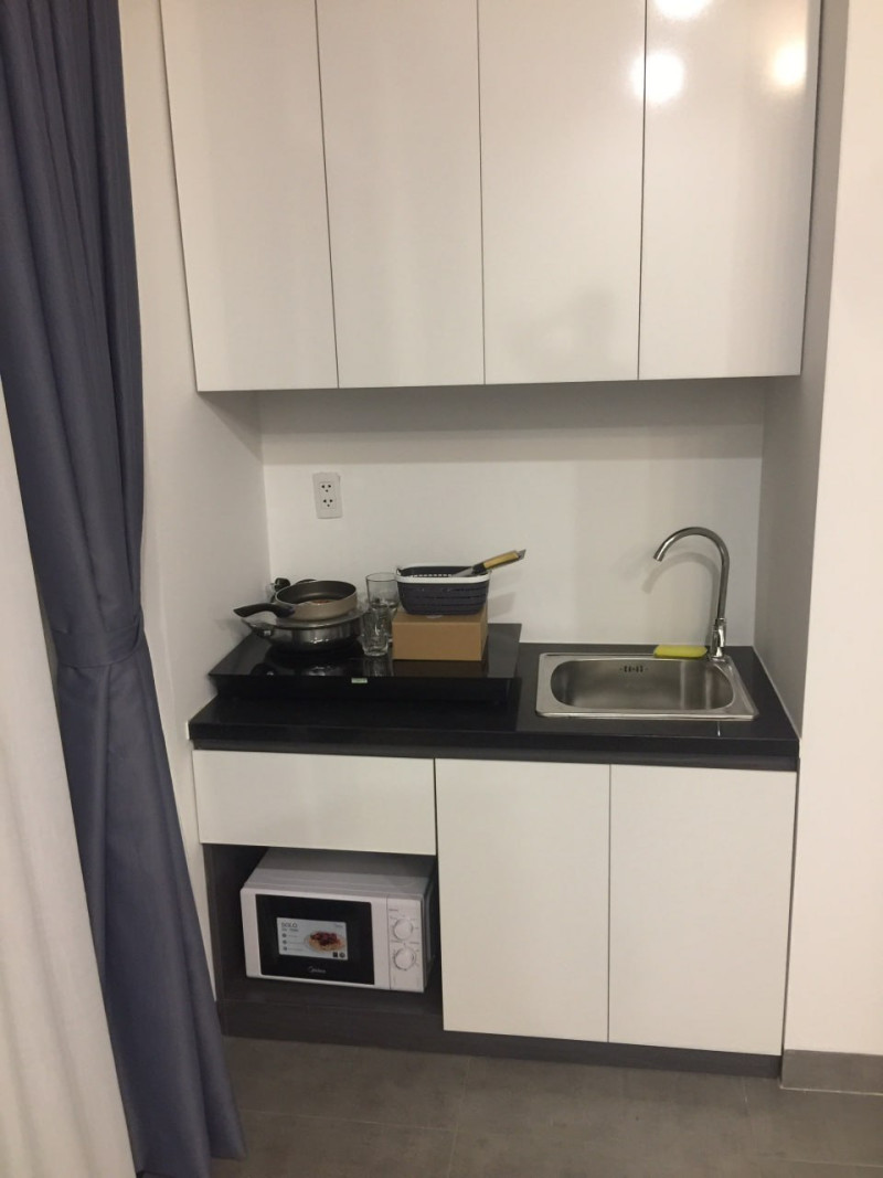 A One-Bedroom with Easy, Open Living got Yard