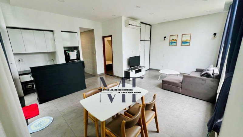 A One-Bedroom with Easy, Open Living got Yard