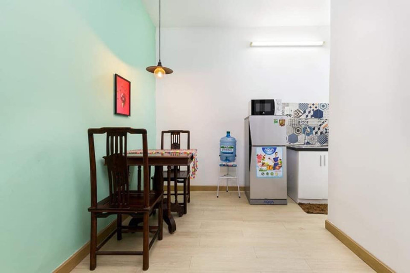 A Warm and Bright Studio Apartment