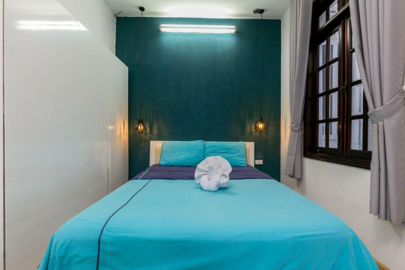 Airy and Bright One-Bedroom Home