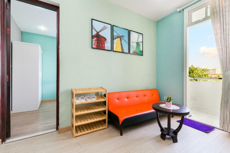 Natural Light One-Bedroom Living