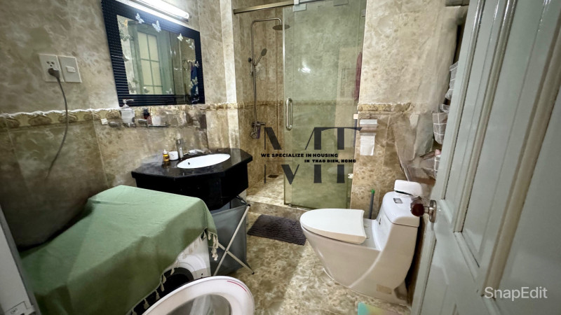 A Lovely One-Bedroom in a Quiet Area