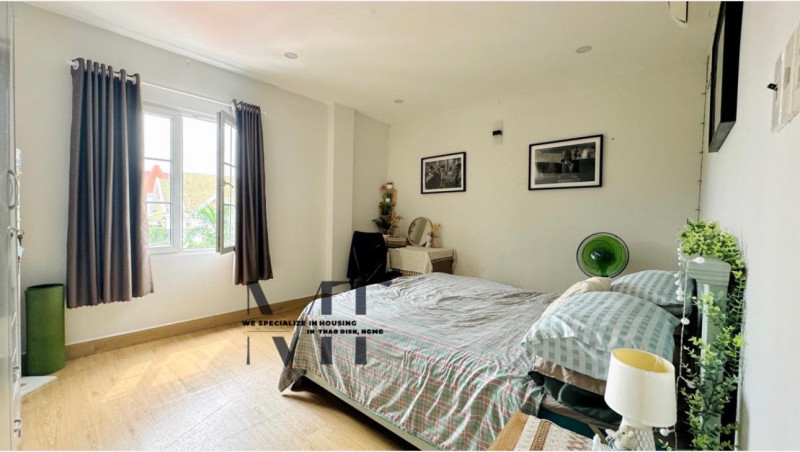 A Lovely One-Bedroom in a Quiet Area