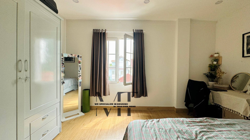 A Lovely One-Bedroom in a Quiet Area