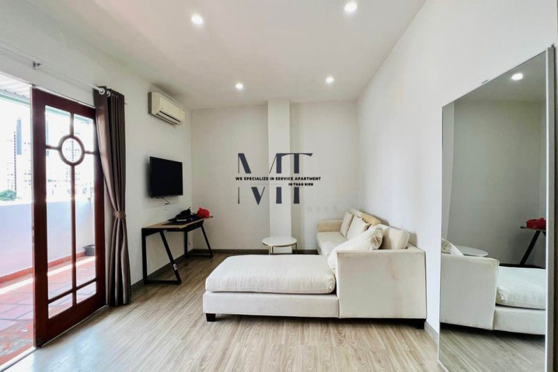 One-Bedroom Apartment Designed for Comfort