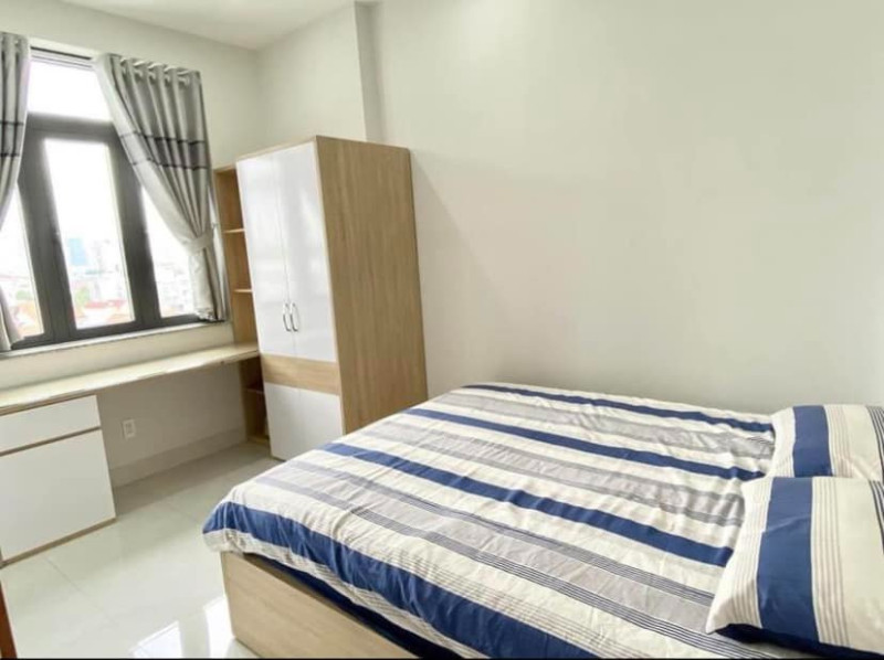 A Light-Driven One-Bedroom Apartment-Thảo điền