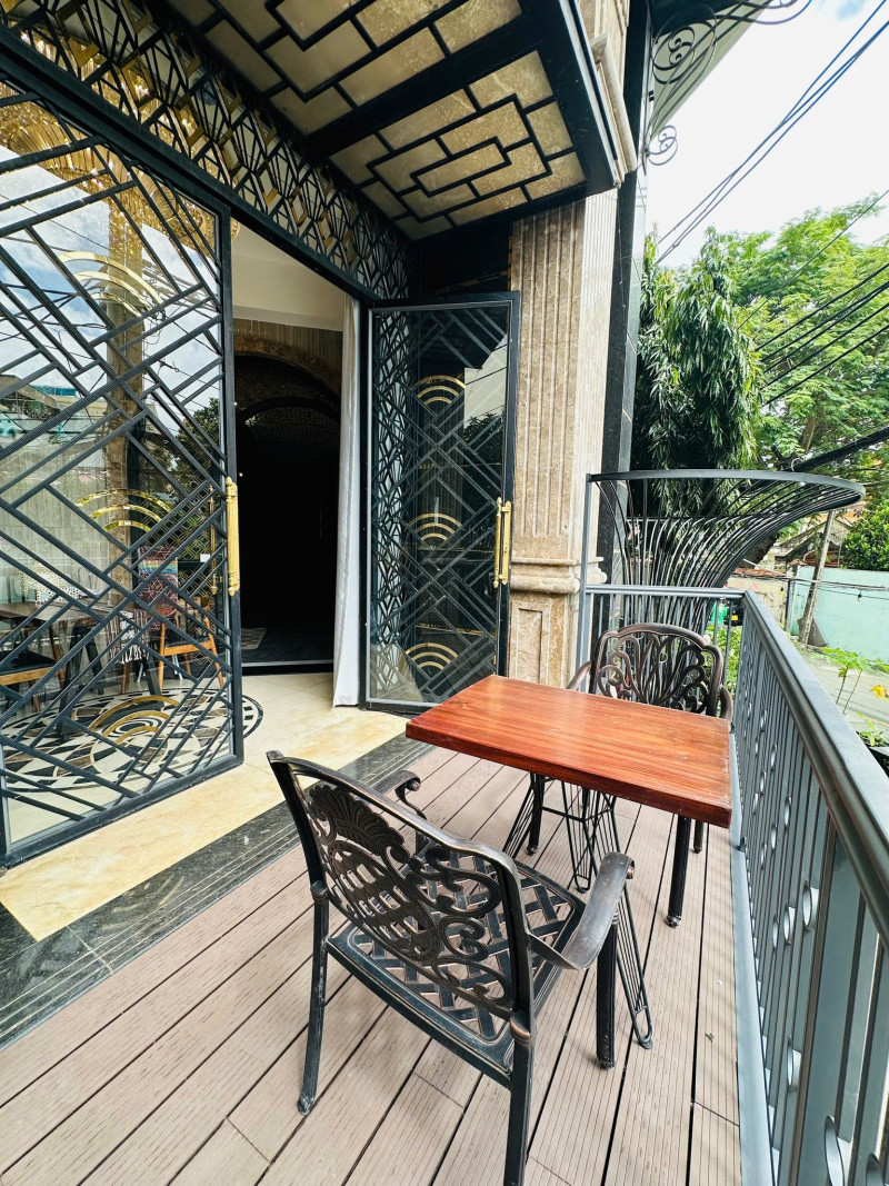 Modern Comfort in a One-Bedroom Home