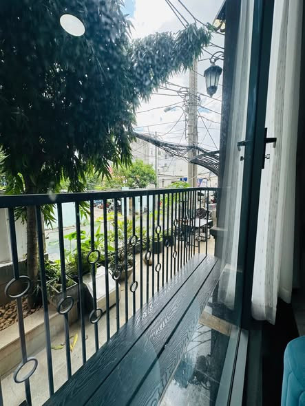 Modern Comfort in a One-Bedroom Home