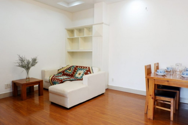 Minimalist One-Bedroom Apartment