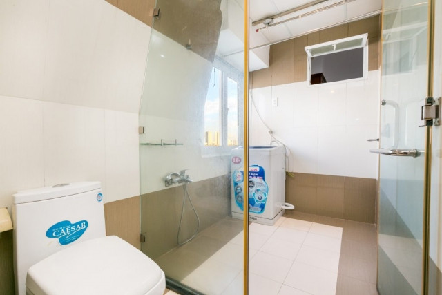 Minimalist One-Bedroom Apartment