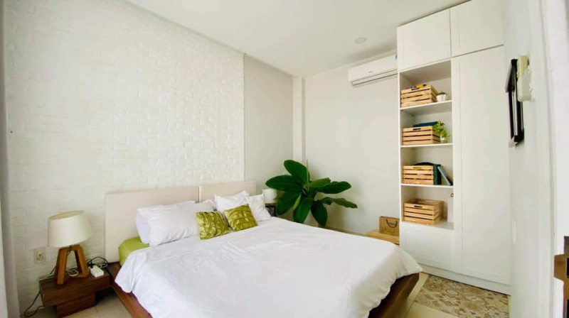 Bright Little One-Bedroom Home-Thao Dien