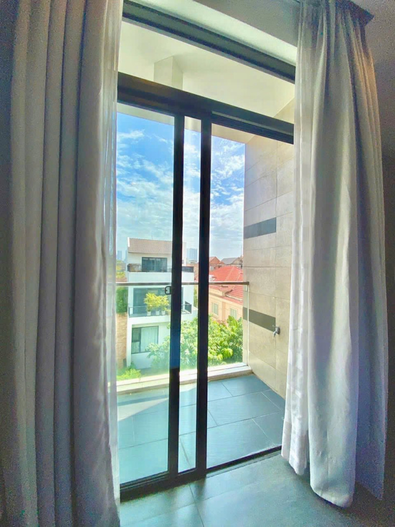 Charming 1-Bedroom Apartment in Thao Dien