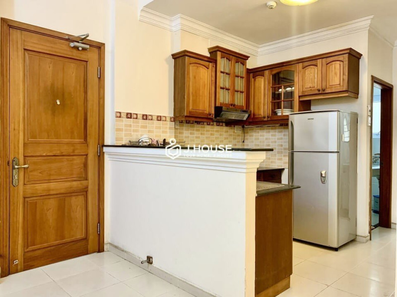 A Lovely One-Bedroom with Warm Vibes