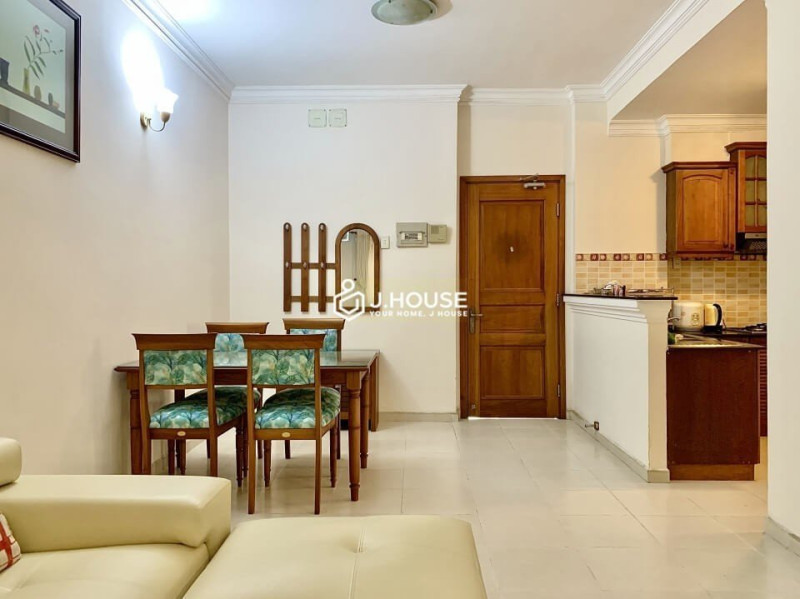 A Lovely One-Bedroom with Warm Vibes