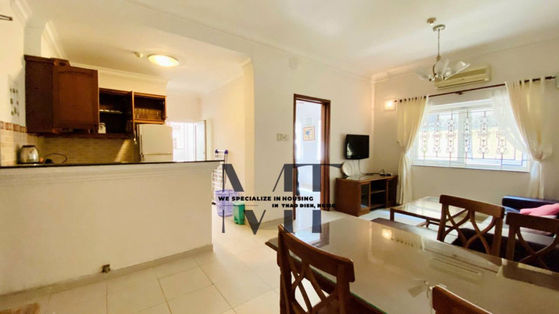 A Lovely One-Bedroom with Warm Vibes