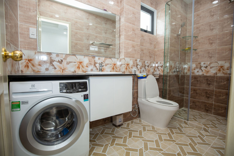 A Tasteful One-Bedroom Apartment-River view