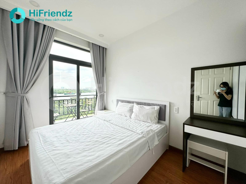 A Tasteful One-Bedroom Apartment-River view