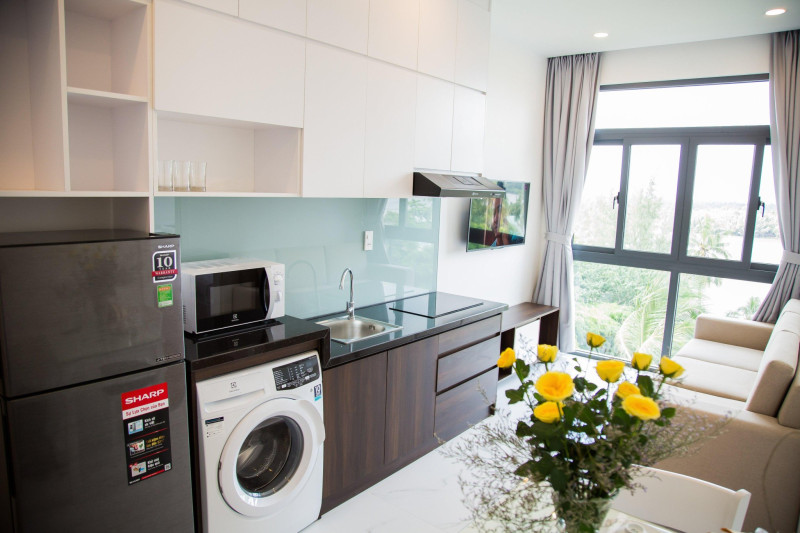 A Tasteful One-Bedroom Apartment-River view