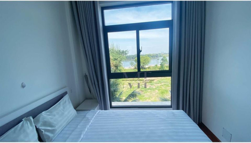 A Tasteful One-Bedroom Apartment-River view