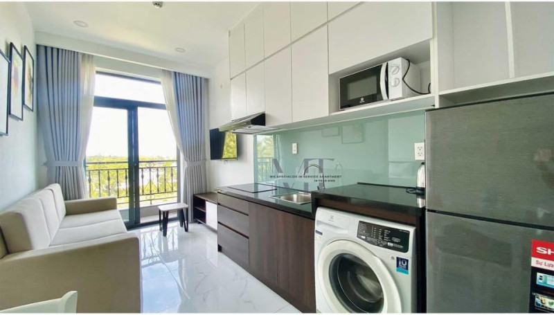 A Tasteful One-Bedroom Apartment-River view