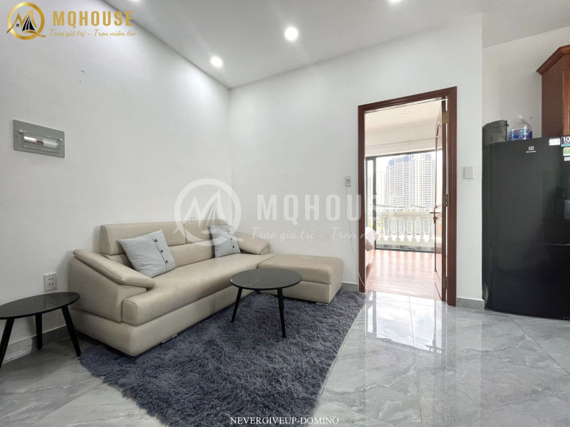 One-Bedroom Living with Clean Design-River view