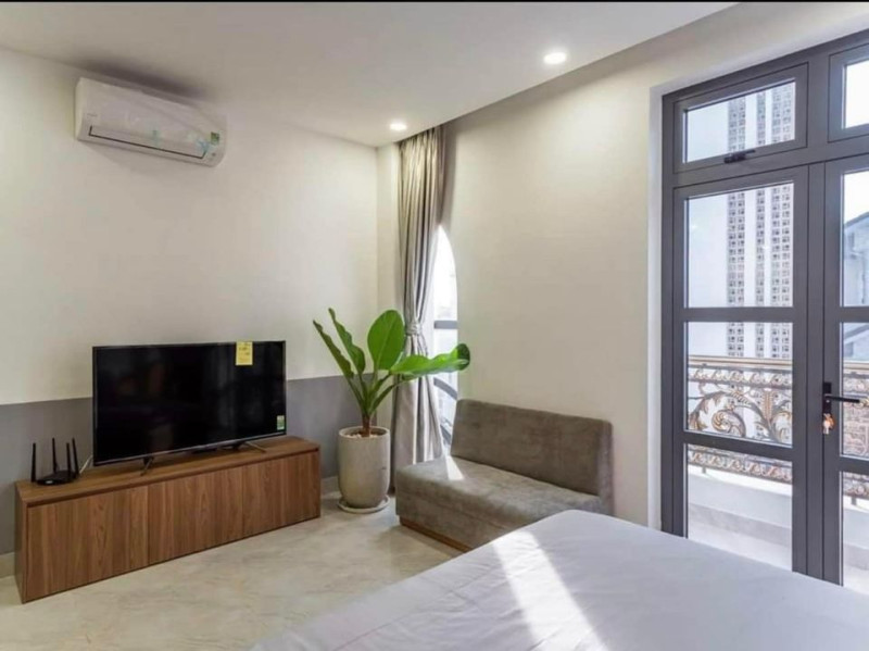 Refined One-Bedroom Living Space