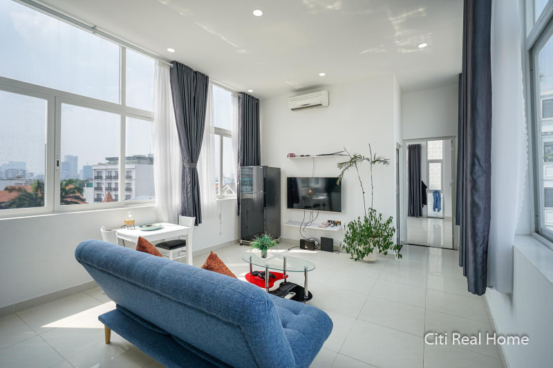 Penhouse -One-Bedroom for Relaxed Urban Life