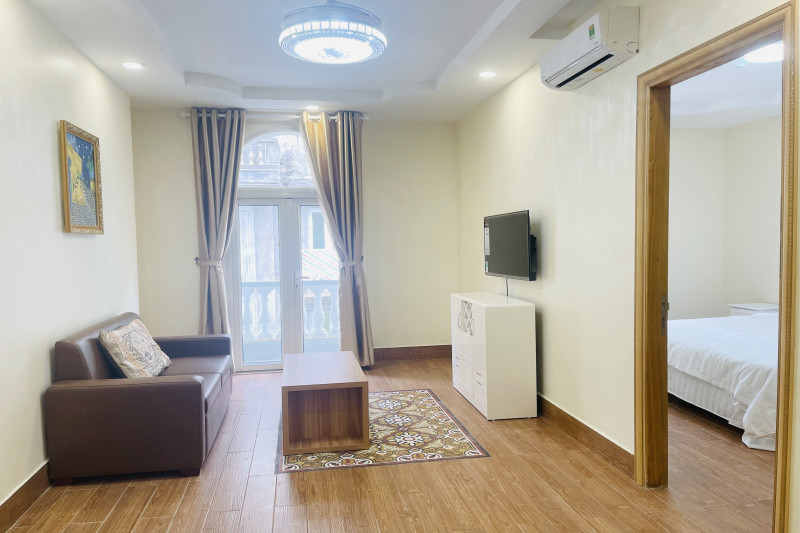 One-Bedroom Apartment with Calm & Cozy Feel