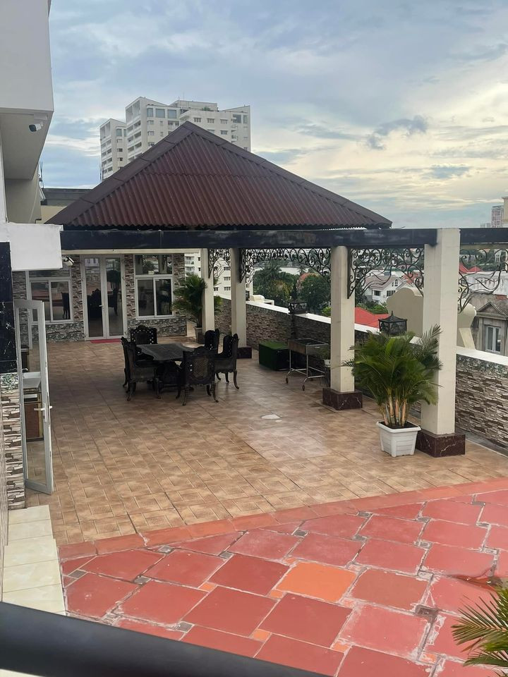 A Beautifully Crafted One-Bedroom Home-TD