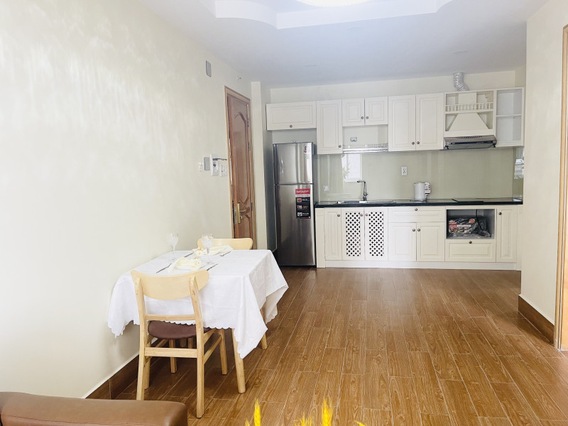 Minimal yet Lovely One-Bedroom Apartment