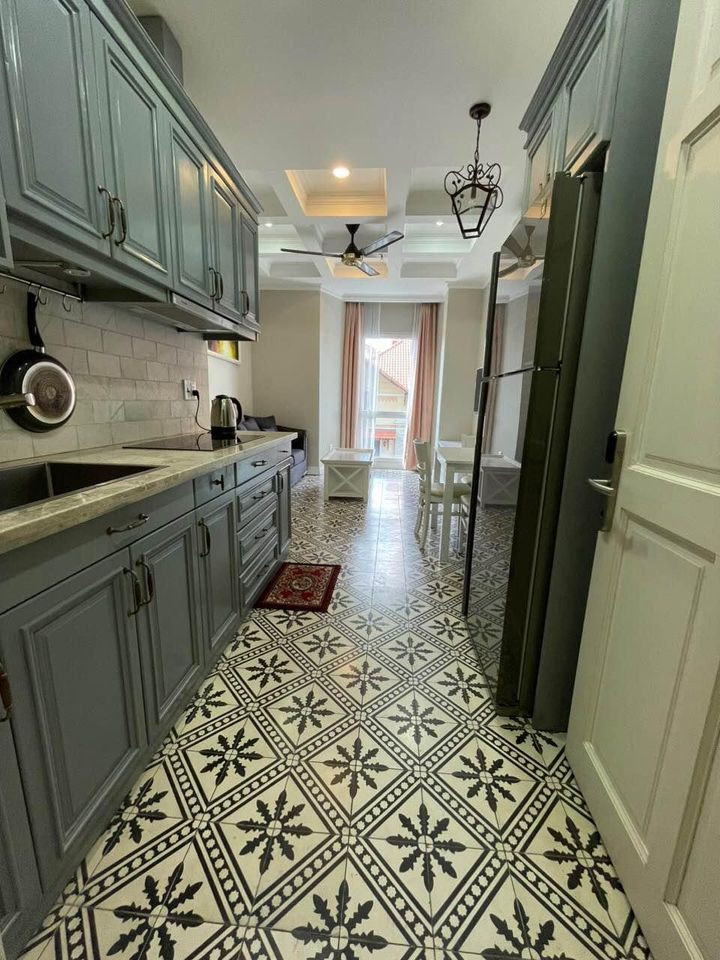 One-Bedroom Apartment with Soft, Modern Touches