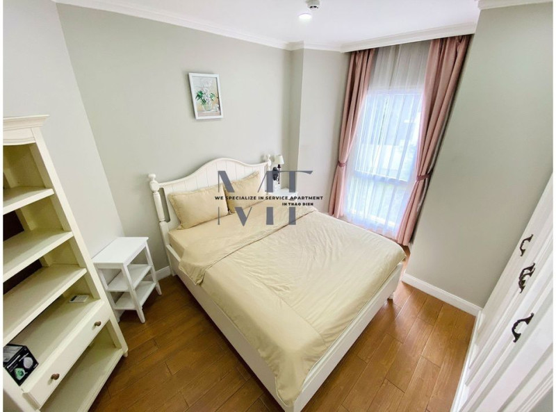 One-Bedroom Apartment with Soft, Modern Touches