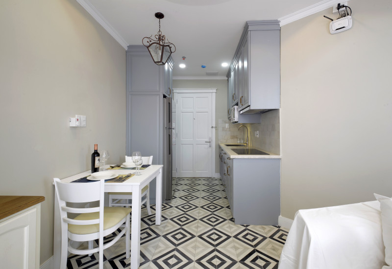 Unique One-Bedroom Apartment with Warm Vibes