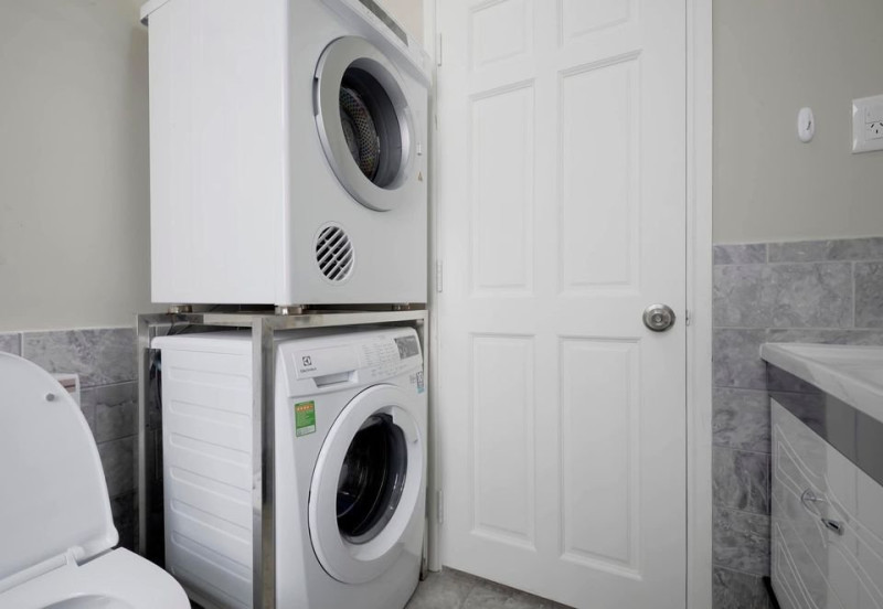 A Bright & Cozy One-Bedroom Apartment