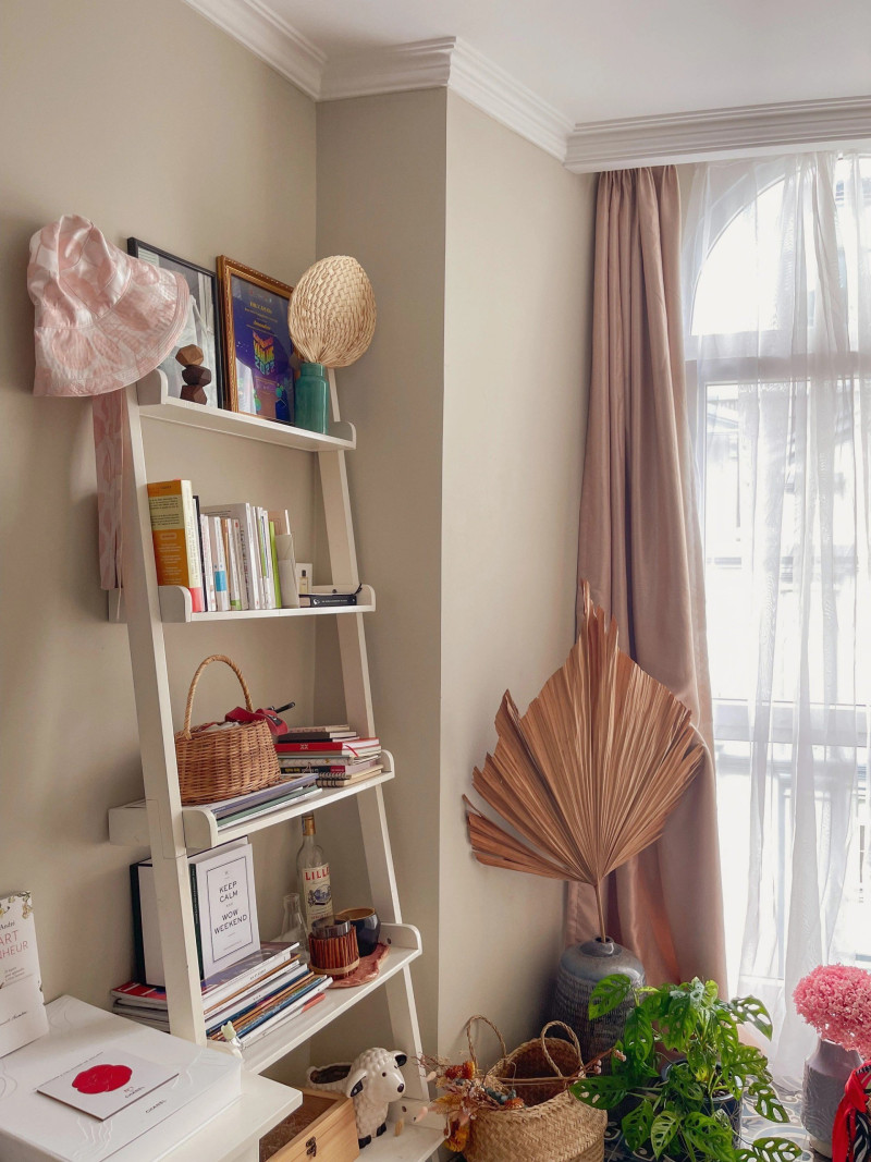 A Bright & Cozy One-Bedroom Apartment