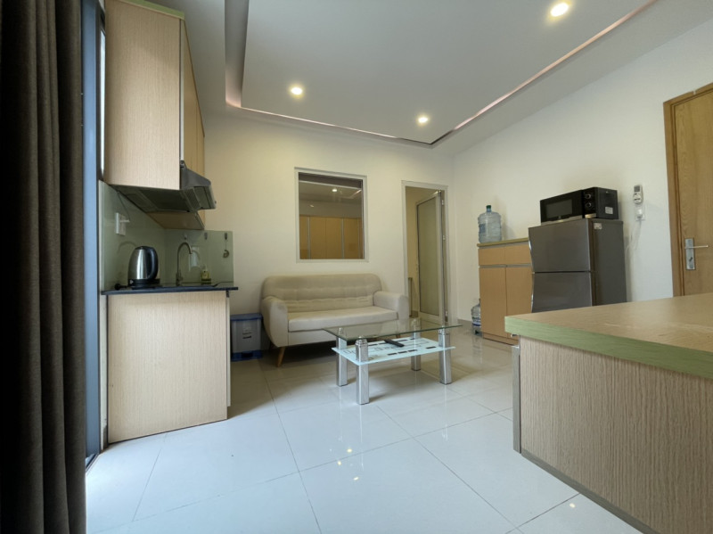 A Calm One-Bedroom Away from the Noise