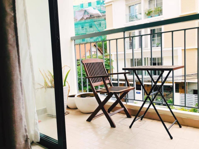 One-Bedroom Living with Peaceful Energy